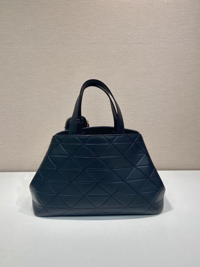Pra*a tote bags